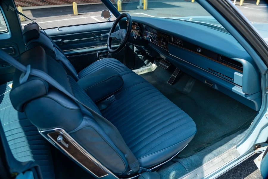 1975 Oldsmobile Toronado - Image 11 of 16