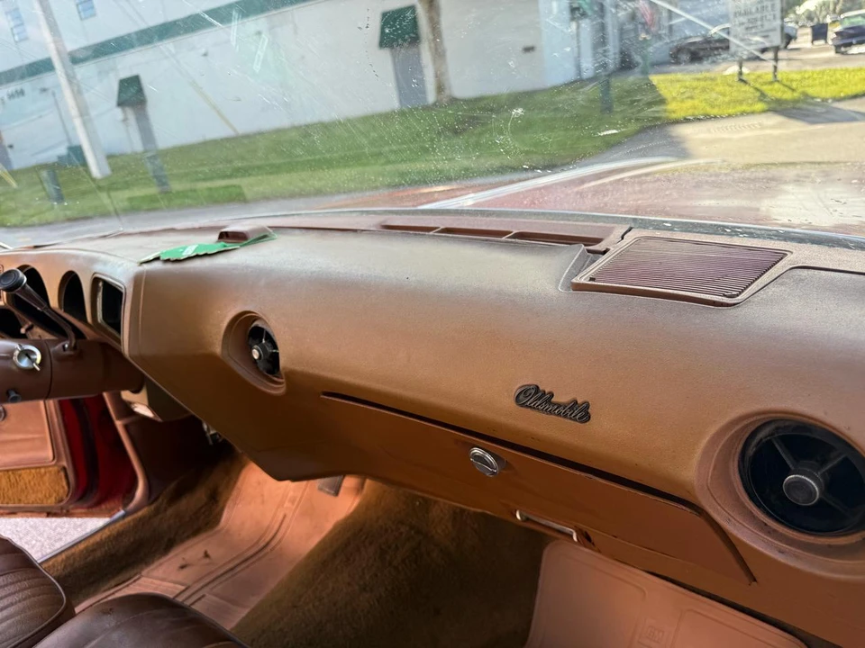 1975 Oldsmobile Vista Cruiser - Image 28 of 31