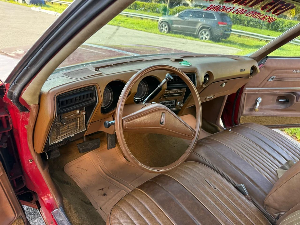 1975 Oldsmobile Vista Cruiser - Image 25 of 31
