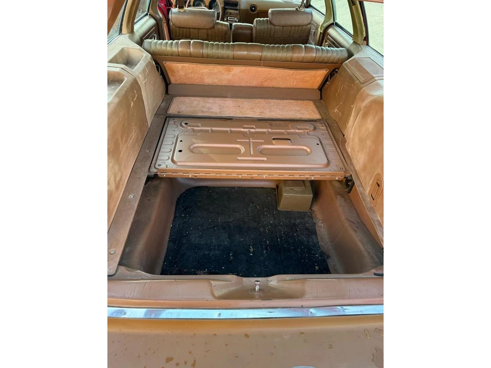 1975 Oldsmobile Vista Cruiser - Image 12 of 31