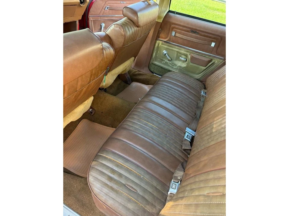 1975 Oldsmobile Vista Cruiser - Image 24 of 31