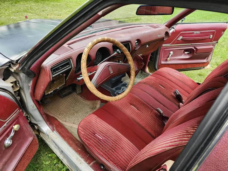 1975 Oldsmobile Cutlass Supreme - Image 6 of 9