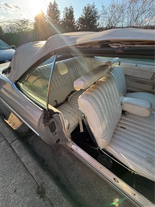 1975 Oldsmobile 88 - Image 9 of 9