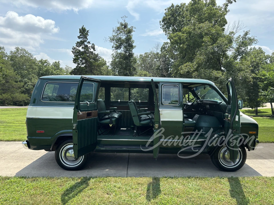 1975 Plymouth Voyager & Grand Voyager - Image 12 of 20