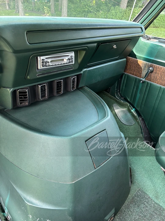 1975 Plymouth Voyager & Grand Voyager - Image 8 of 20