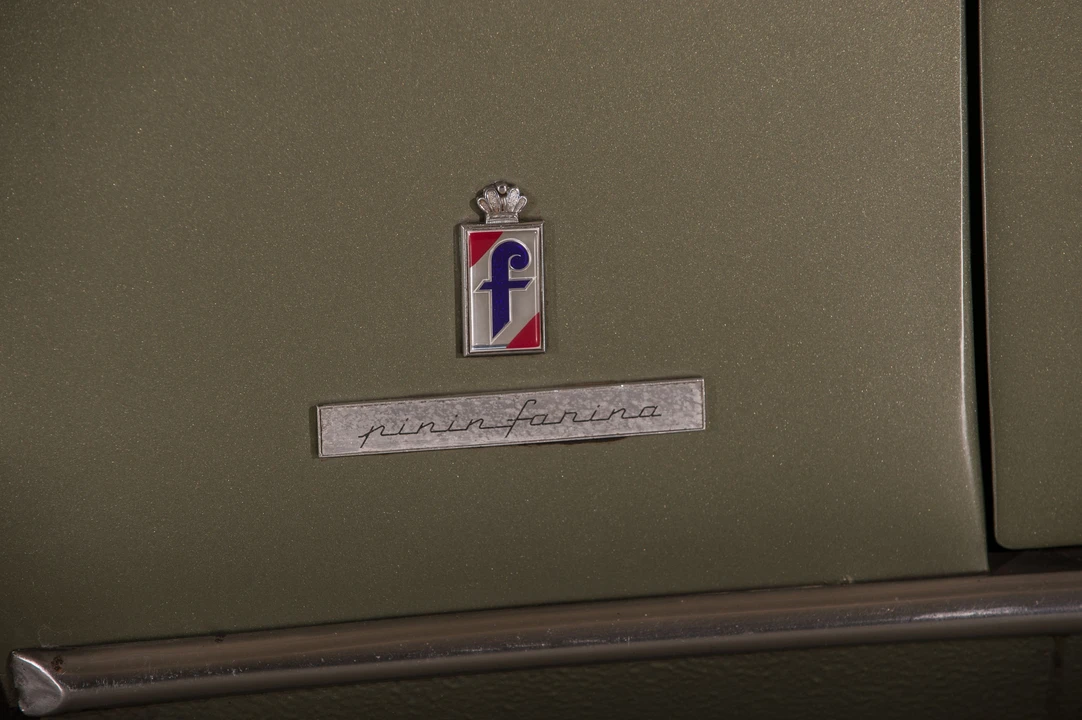 1975 Peugeot 504 - Image 2 of 10