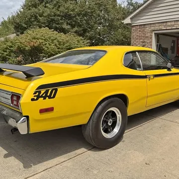 1975 Plymouth Duster