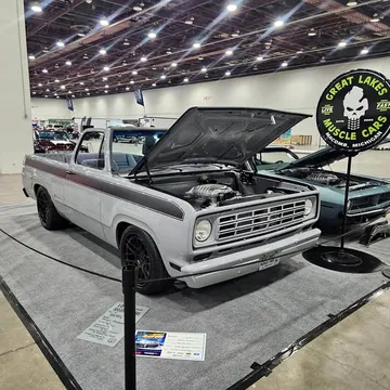 1975 Plymouth Trail Duster Restomod