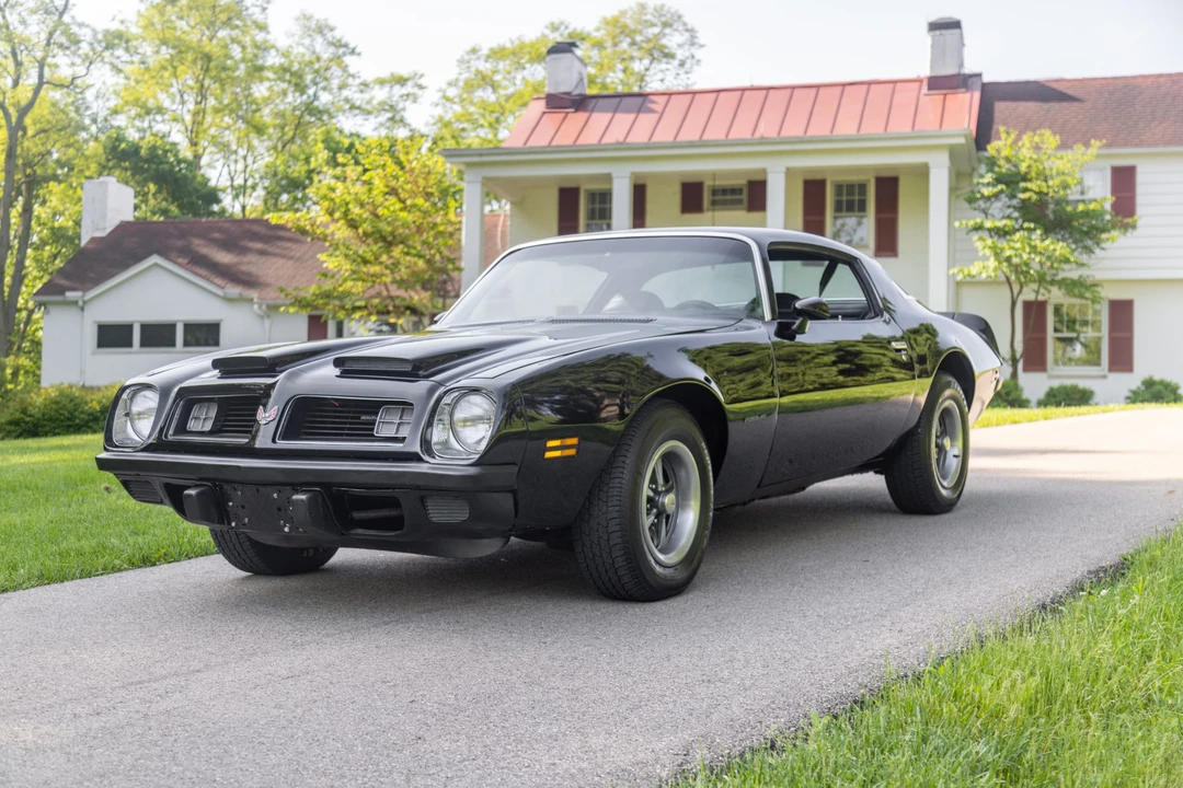 1975 Pontiac Firebird 2nd Gen - Image 2 of 31