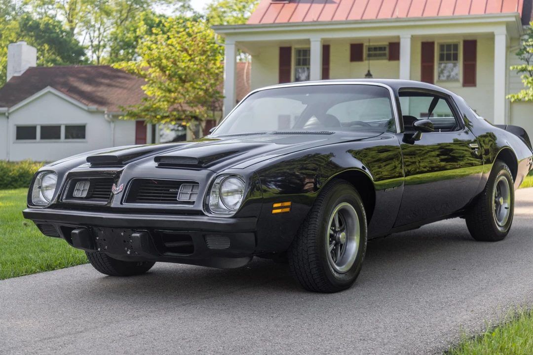 1975 Pontiac Firebird 2nd Gen - Image 25 of 31