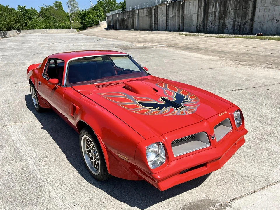 1975 Pontiac Firebird Trans Am 2nd Gen - Image 8 of 31