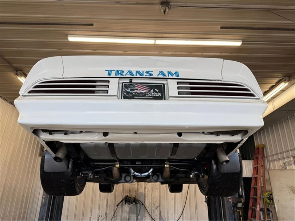 1975 Pontiac Firebird Trans Am 2nd Gen - Image 25 of 31