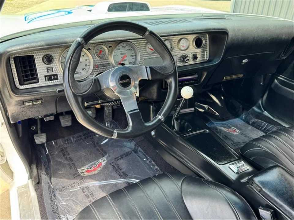1975 Pontiac Firebird Trans Am 2nd Gen - Image 14 of 31