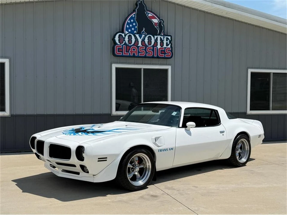1975 Pontiac Firebird Trans Am 2nd Gen - Image 2 of 31