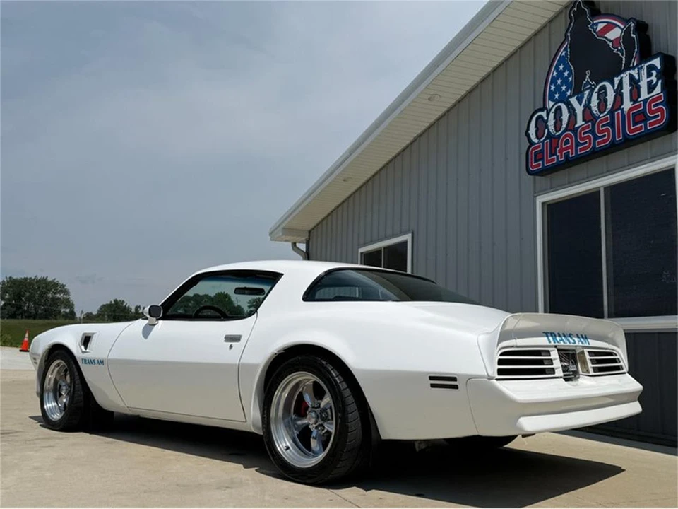 1975 Pontiac Firebird Trans Am 2nd Gen - Image 4 of 31