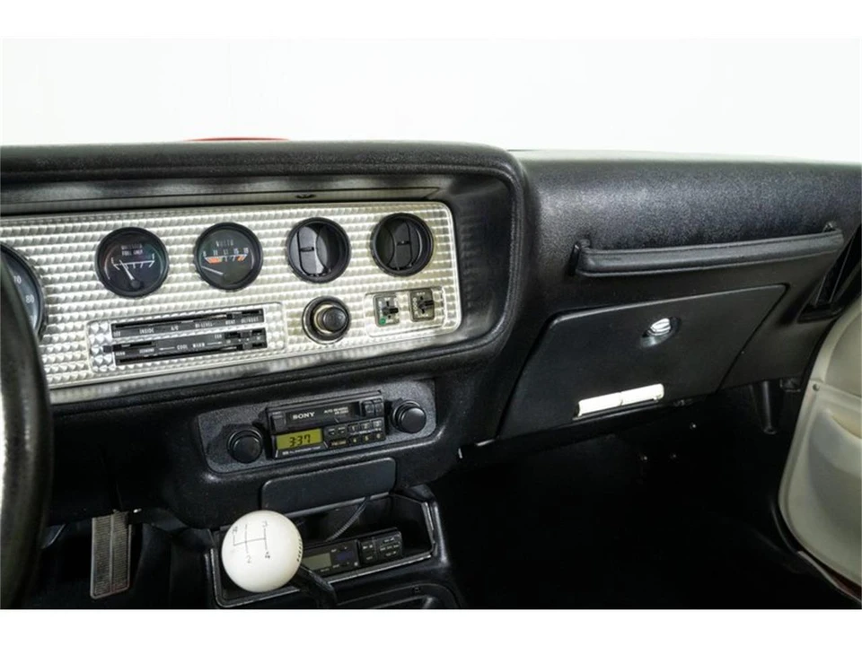 1975 Pontiac Firebird Trans Am 2nd Gen - Image 29 of 31