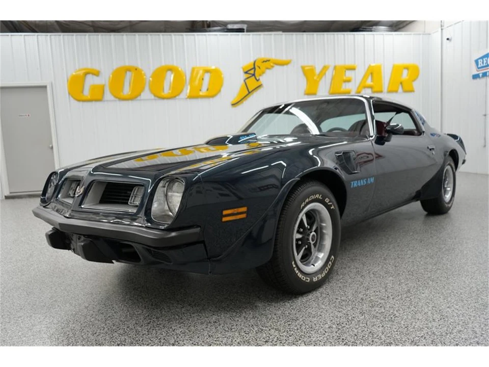 1975 Pontiac Firebird Trans Am 2nd Gen - Image 2 of 31