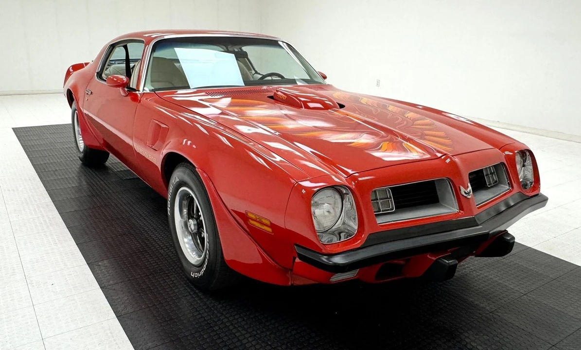 1975 Pontiac Firebird Trans Am 2nd Gen - Image 2 of 31