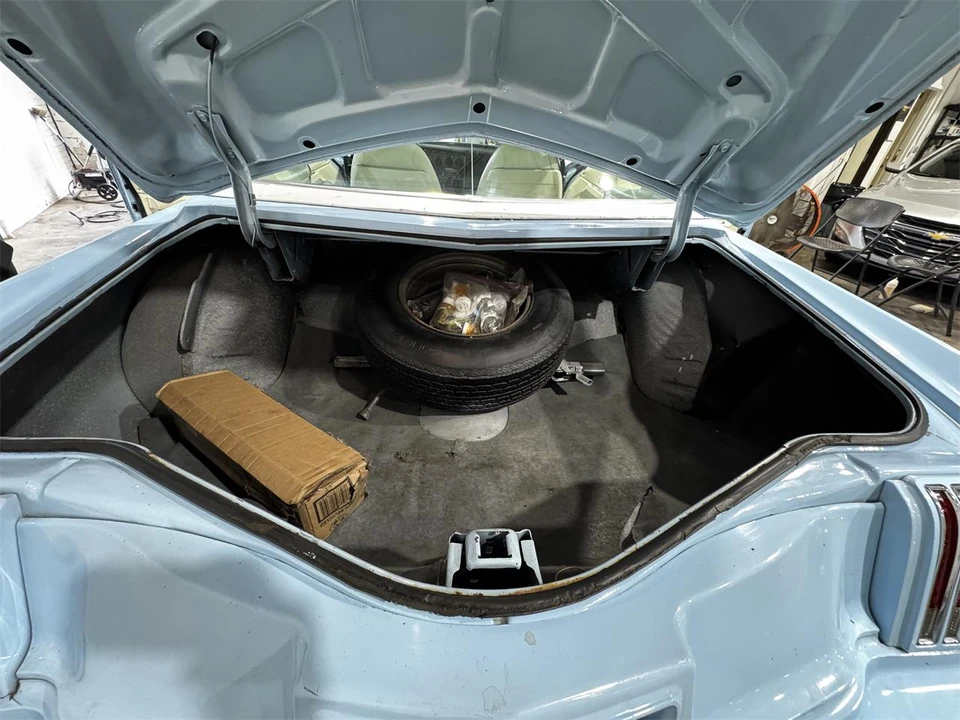 1975 Pontiac Grand Prix 3rd+ Gen - Image 26 of 31