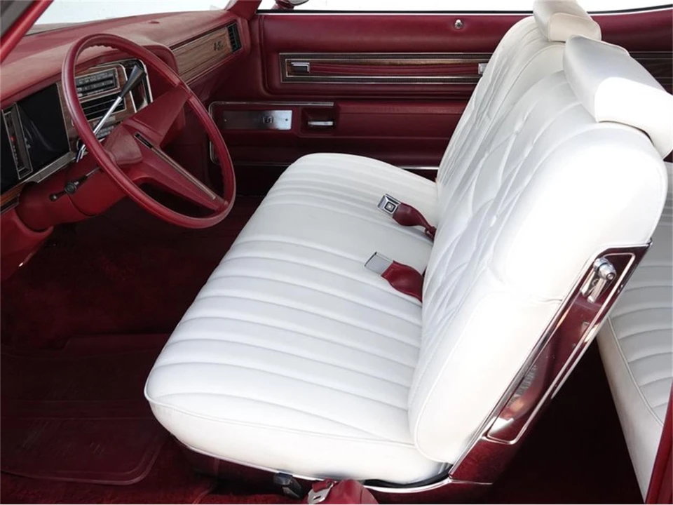 1975 Pontiac Grand Ville - Image 25 of 31