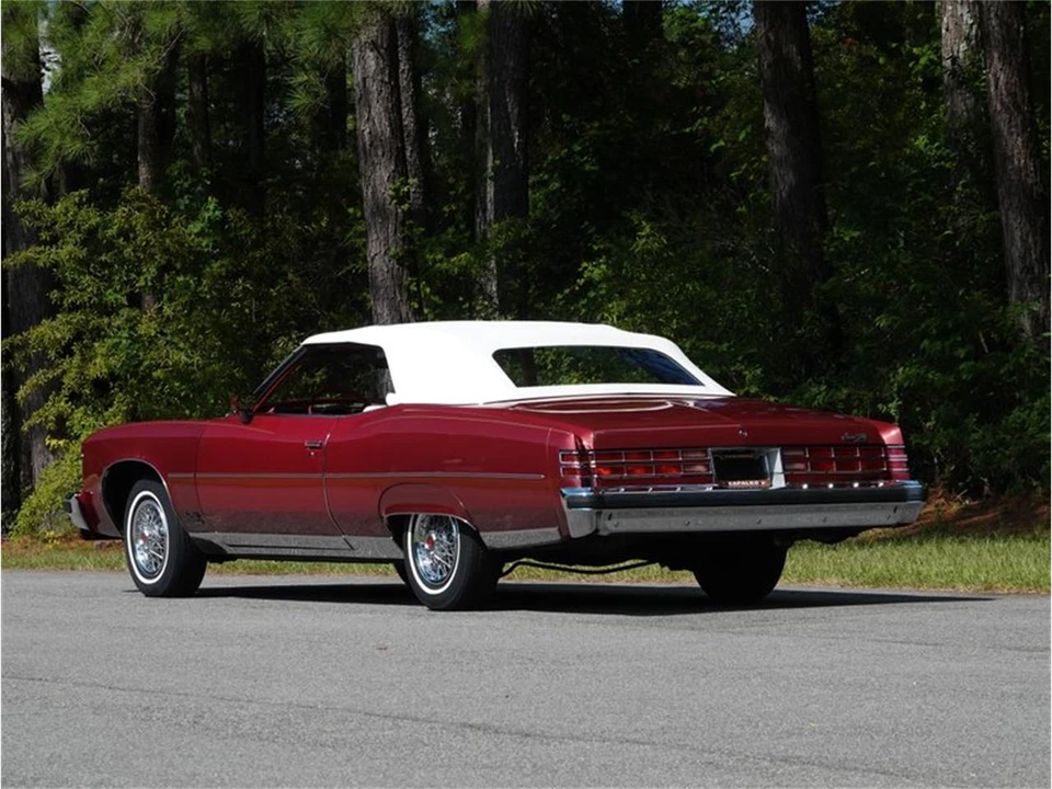 1975 Pontiac Grand Ville - Image 11 of 31