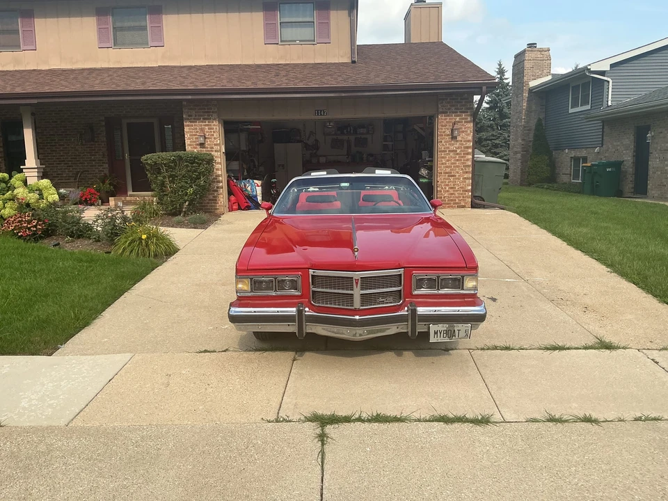 1975 Pontiac Grand Ville - Image 3 of 31