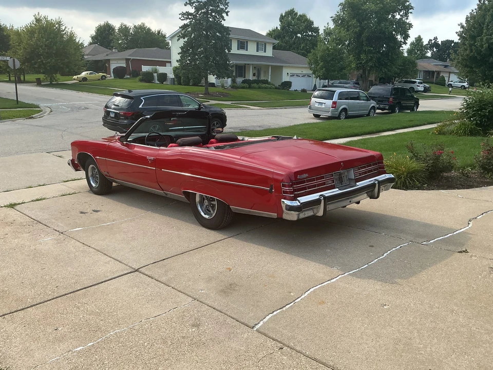 1975 Pontiac Grand Ville - Image 6 of 31