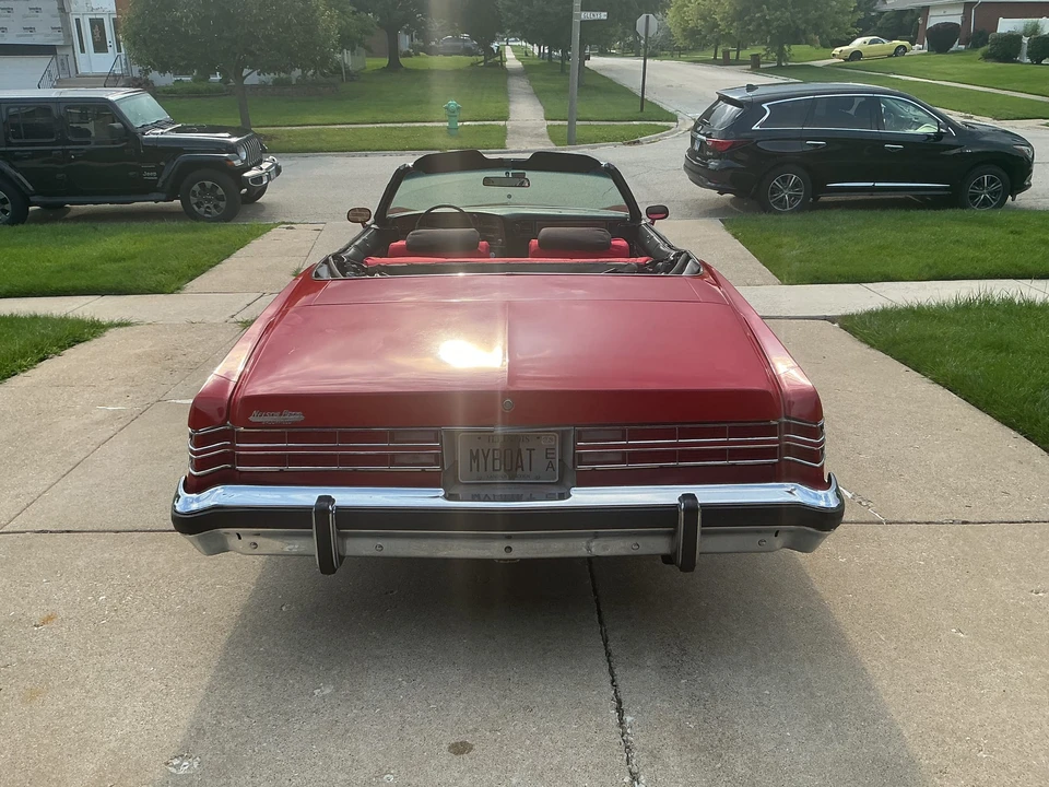 1975 Pontiac Grand Ville - Image 7 of 31