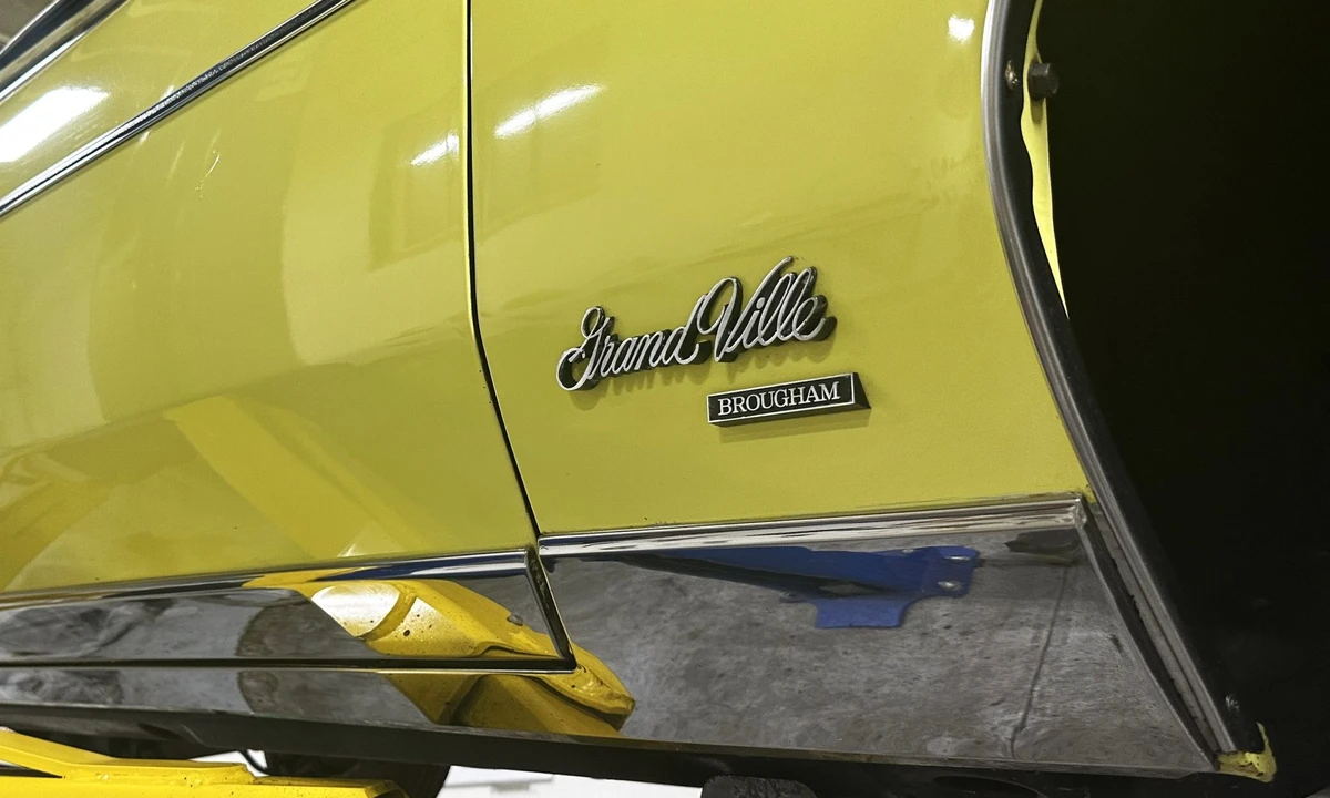 1975 Pontiac Grand Ville - Image 24 of 31