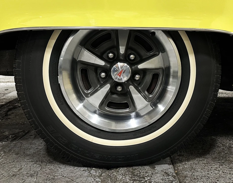 1975 Pontiac Grand Ville - Image 27 of 31