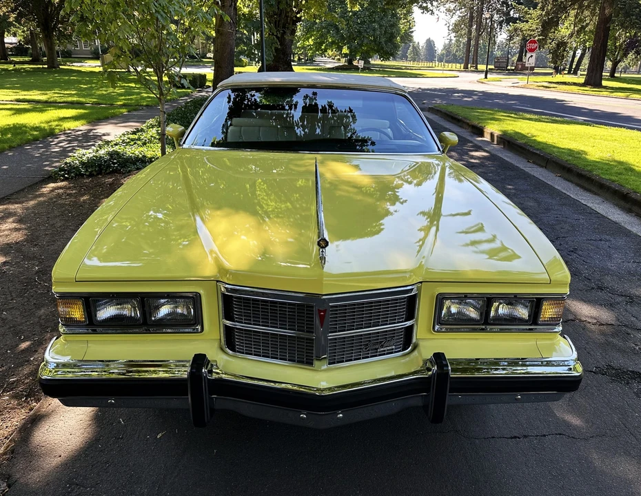 1975 Pontiac Grand Ville - Image 18 of 31
