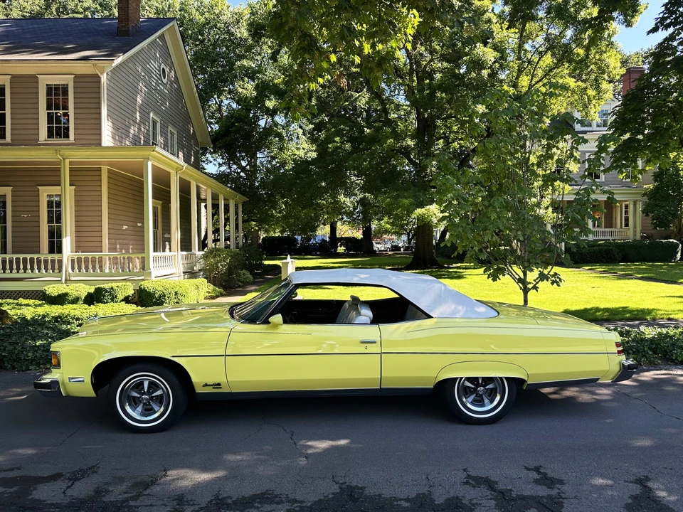 1975 Pontiac Grand Ville - Image 5 of 31