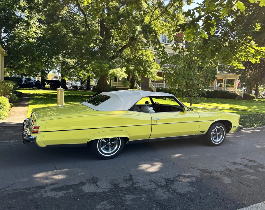 1975 Pontiac Grand Ville - Image 13 of 31