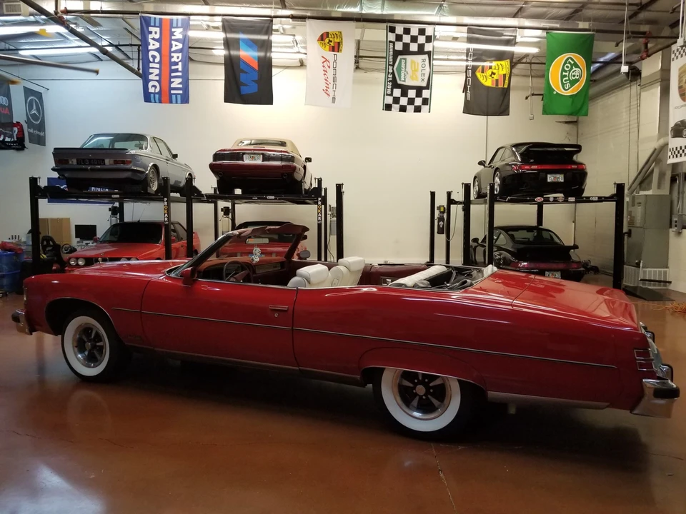 1975 Pontiac Grand Ville - Image 12 of 31