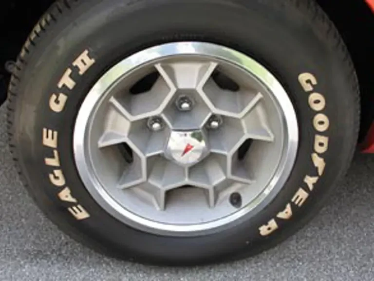 1975 Ford Model 18 & 40 - Image 5 of 13