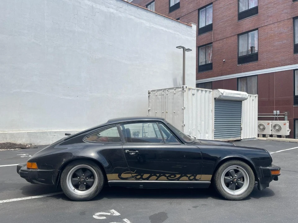 1975 Porsche 911 - Image 3 of 8