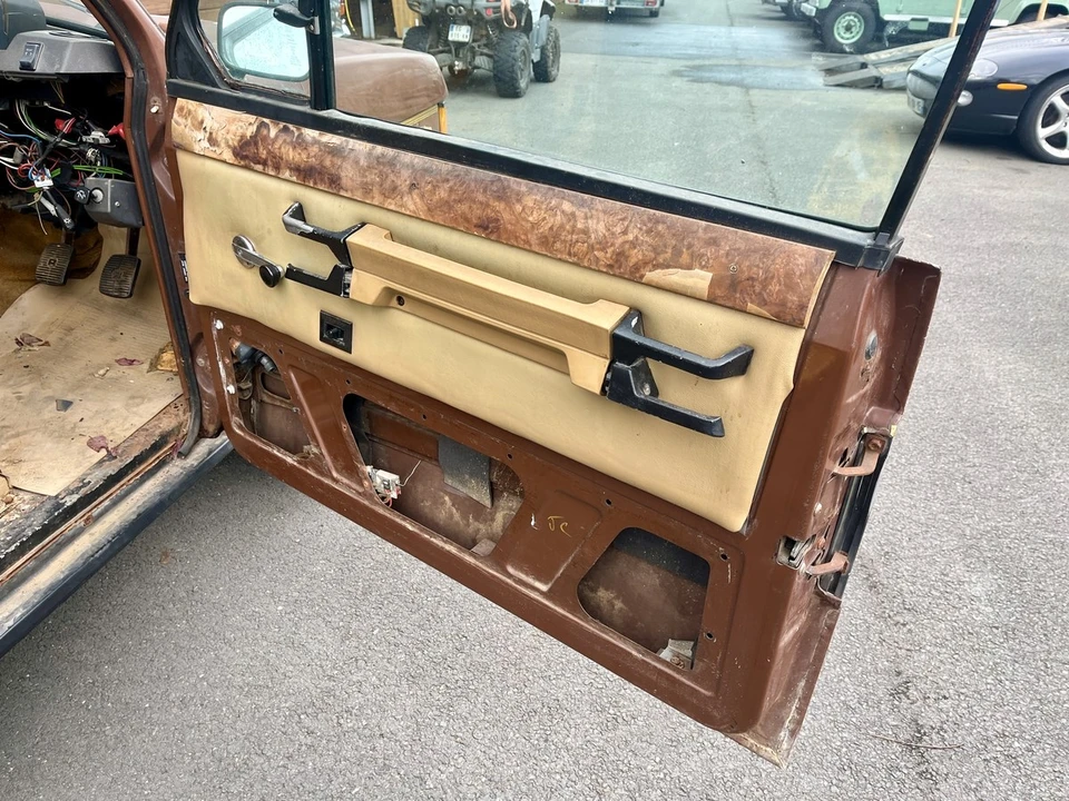 1975 Land Rover Range Rover Classic - Image 8 of 30