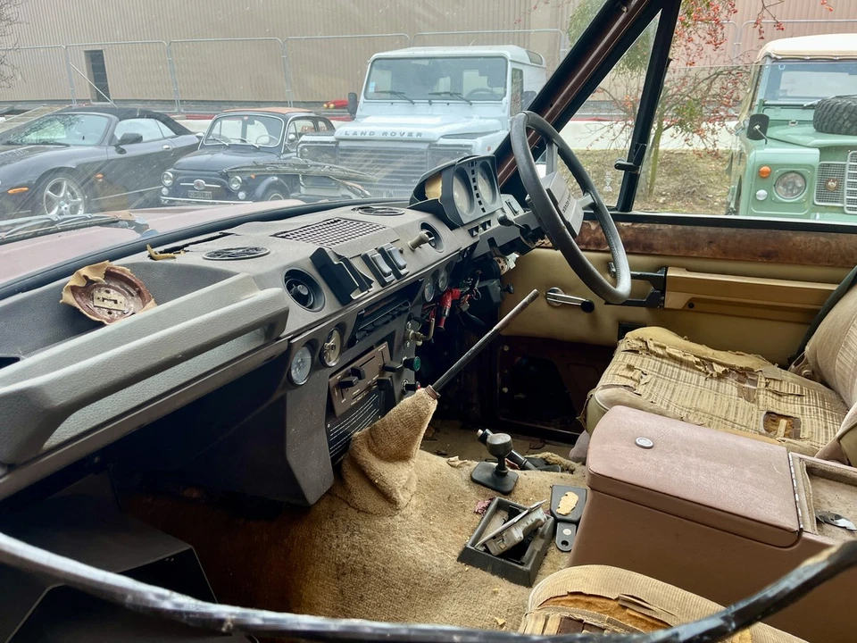 1975 Land Rover Range Rover Classic - Image 24 of 30