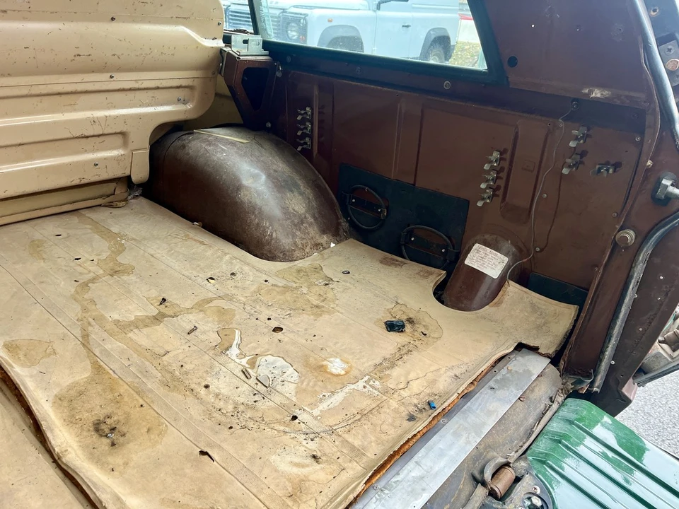 1975 Land Rover Range Rover Classic - Image 28 of 30