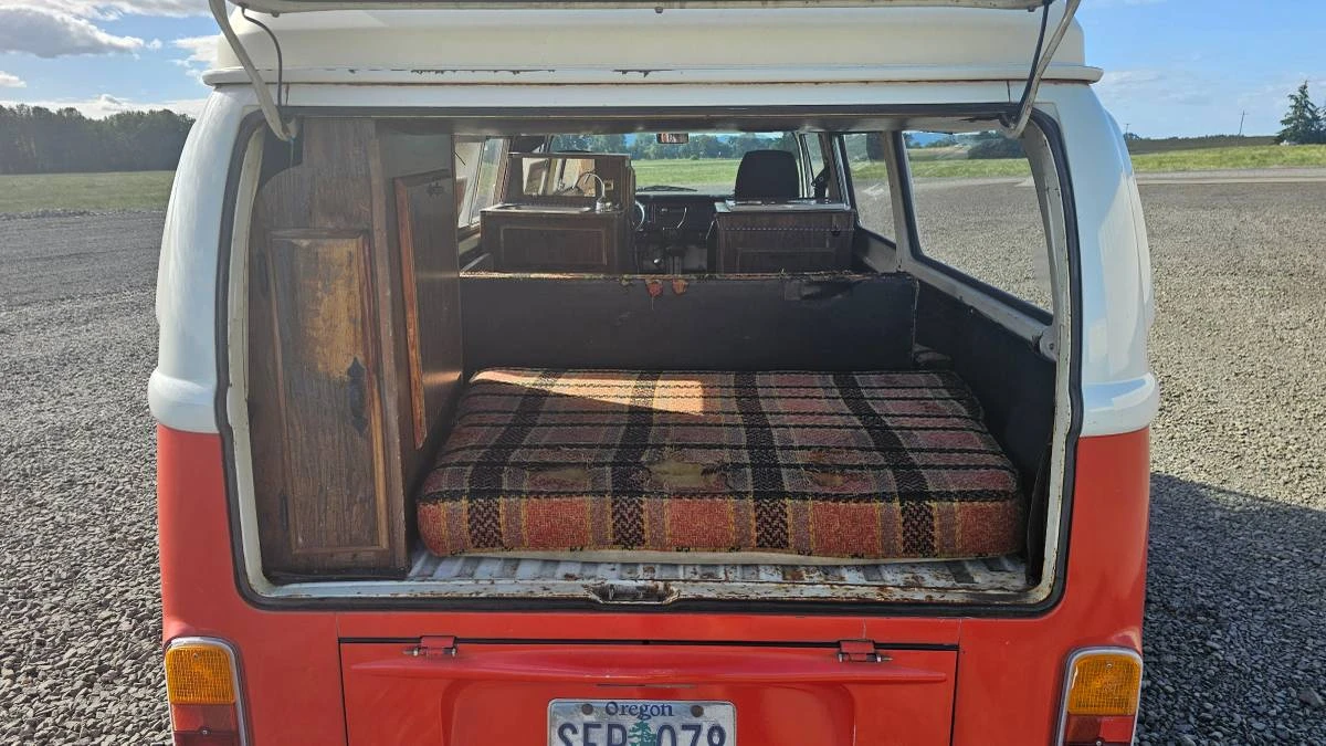 1975 Volkswagen Bay-Window Camper - Image 6 of 7