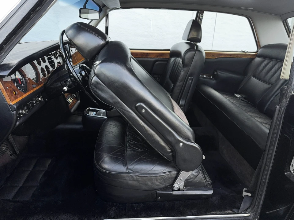1975 Rolls-Royce Corniche Series I - Image 28 of 31