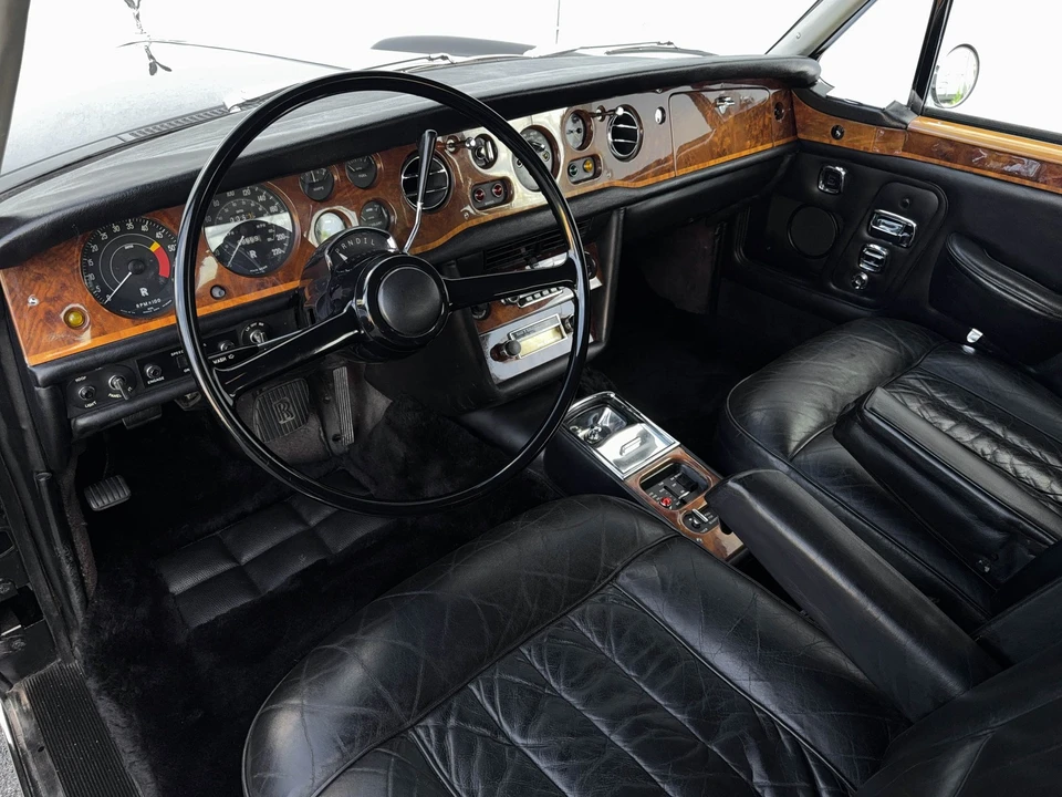 1975 Rolls-Royce Corniche Series I - Image 25 of 31