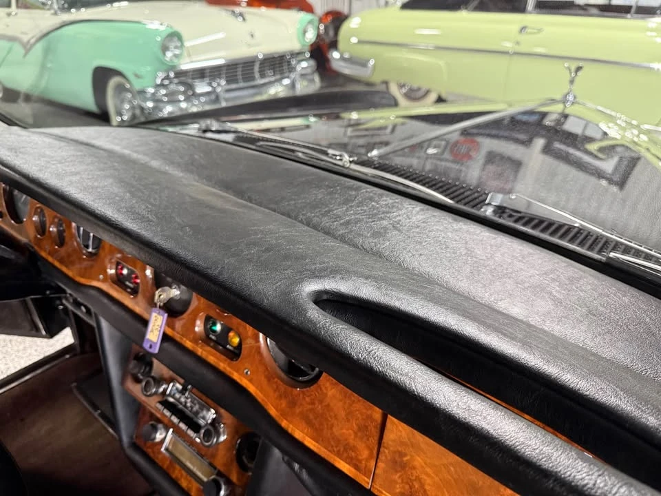 1975 Rolls-Royce Corniche Series I - Image 17 of 19