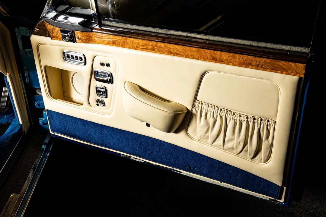 1975 Rolls-Royce Corniche Series I - Image 5 of 9