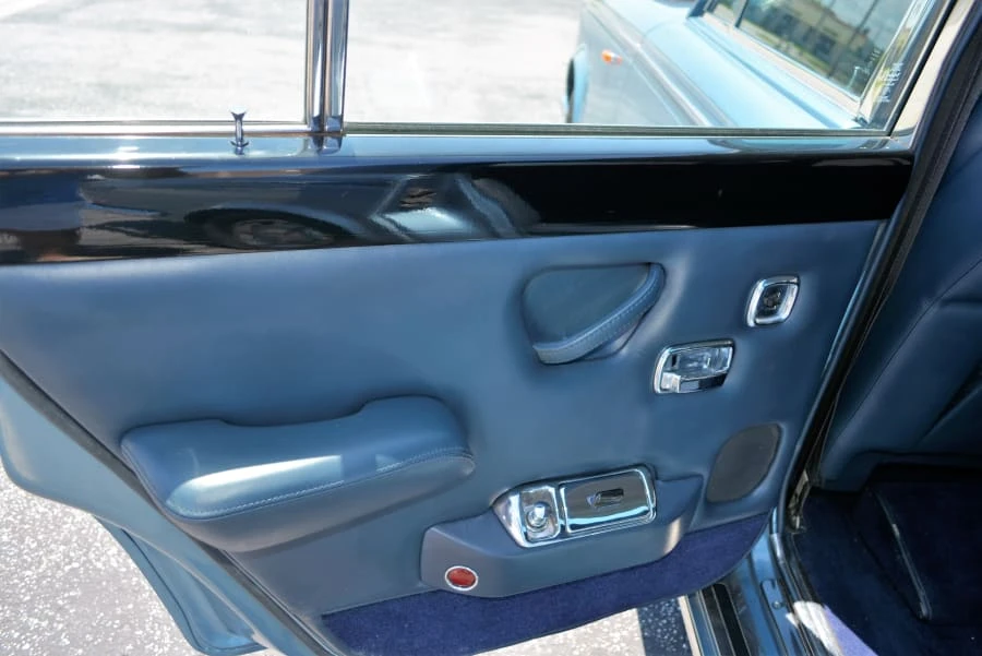 1975 Rolls-Royce Silver Shadow I - Image 6 of 11