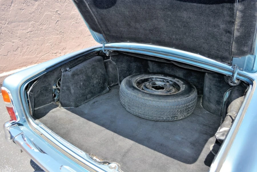 1975 Rolls-Royce Silver Shadow I - Image 9 of 11