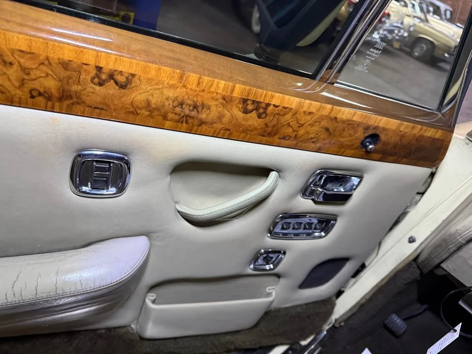 1975 Rolls-Royce Silver Shadow I - Image 16 of 20