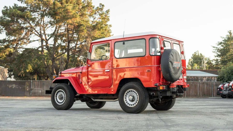 1975 Toyota J40 Land Cruiser - Image 3 of 8