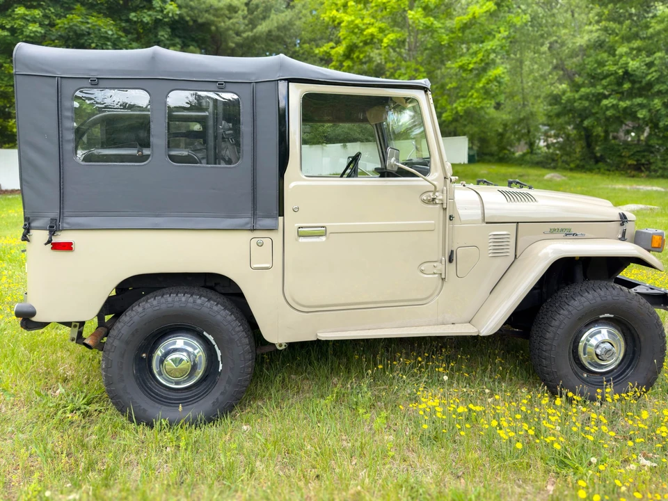 1975 Toyota J40 Land Cruiser - Image 8 of 31