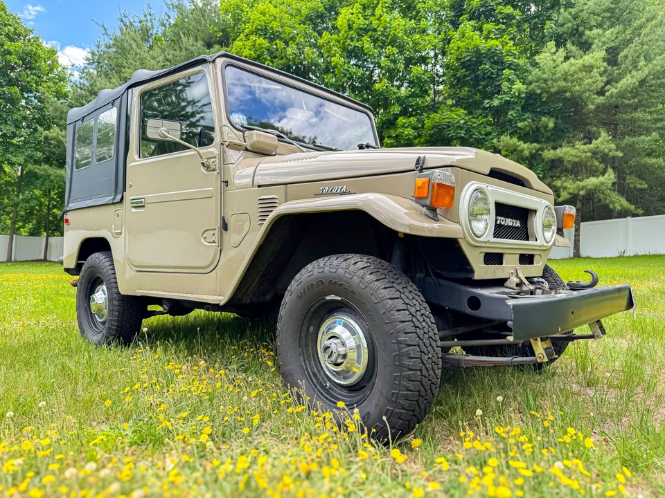 1975 Toyota J40 Land Cruiser - Image 10 of 31